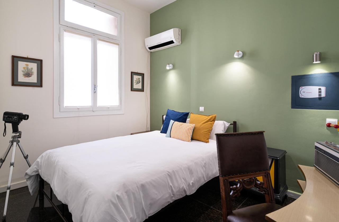 Spacious & Artistic Retro 2bd With Sauna Holiday home Athens