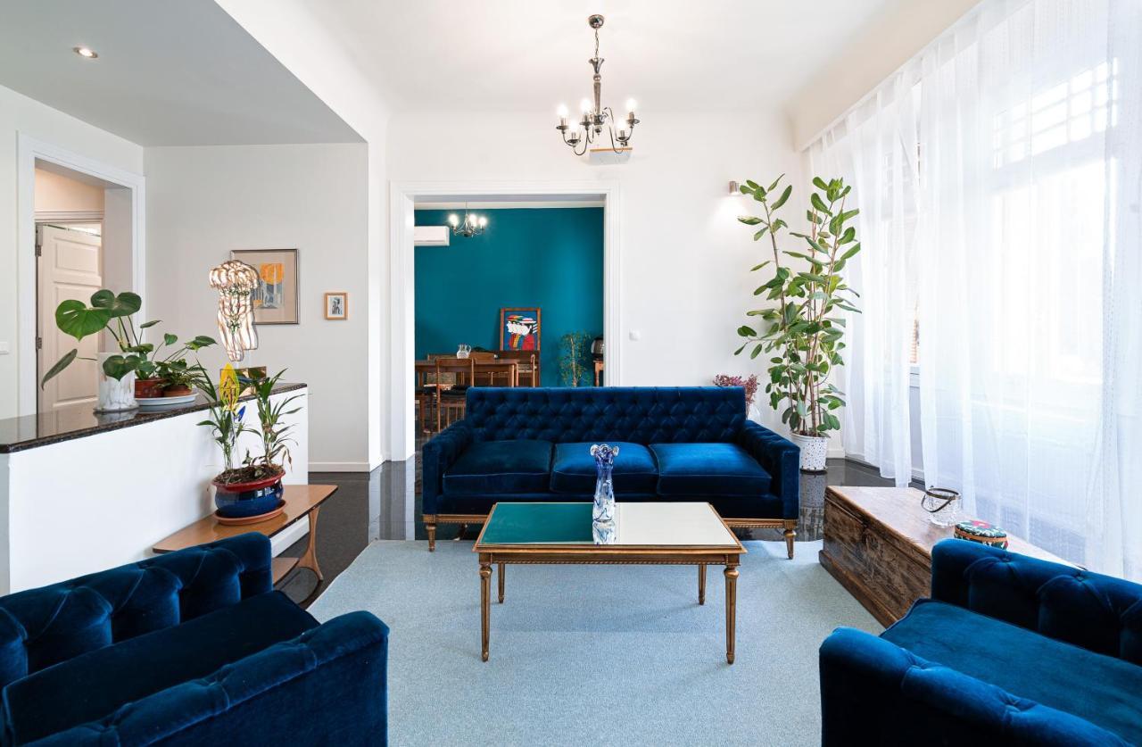Spacious & Artistic Retro 2bd With Sauna * Athens